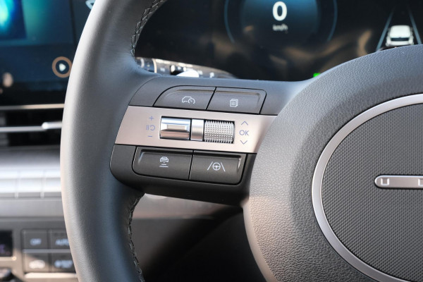 2026 Hyundai KONA SX2.V2  Electric SUV Image 17