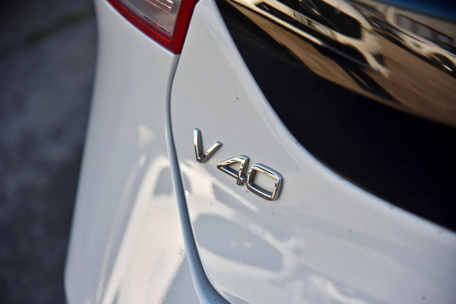 2025 MY26 Volvo XC40 XZ Plus B4 SUV Image 20