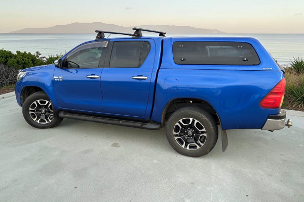 2019 Toyota HiLux  SR5 Dual Cab Ute Image 4