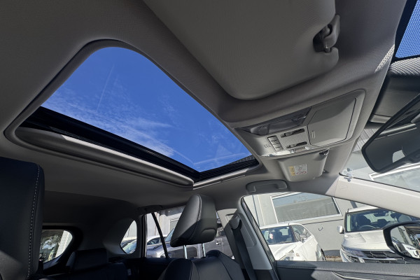 2019 Toyota RAV4 ASA44R Cruiser SUV Image 32