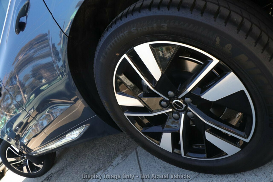 2026 Volvo XC60 UZ Plus B5 Bright SUV Image 4