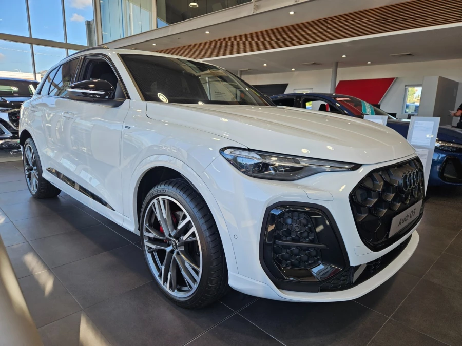 2026 MY25 Audi Q5 GU e-hybrid 270kW SUV Image 1