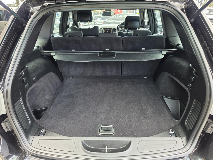 2014 Jeep Grand Cherokee WK Laredo SUV Image 18