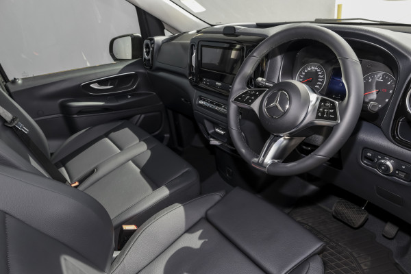 2025 Mercedes-Benz Vito 447 116CDI MWB Van image 9
