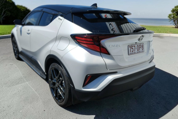 2022 MY21 Toyota C-HR ZYX10R GR Sport SUV Image 5