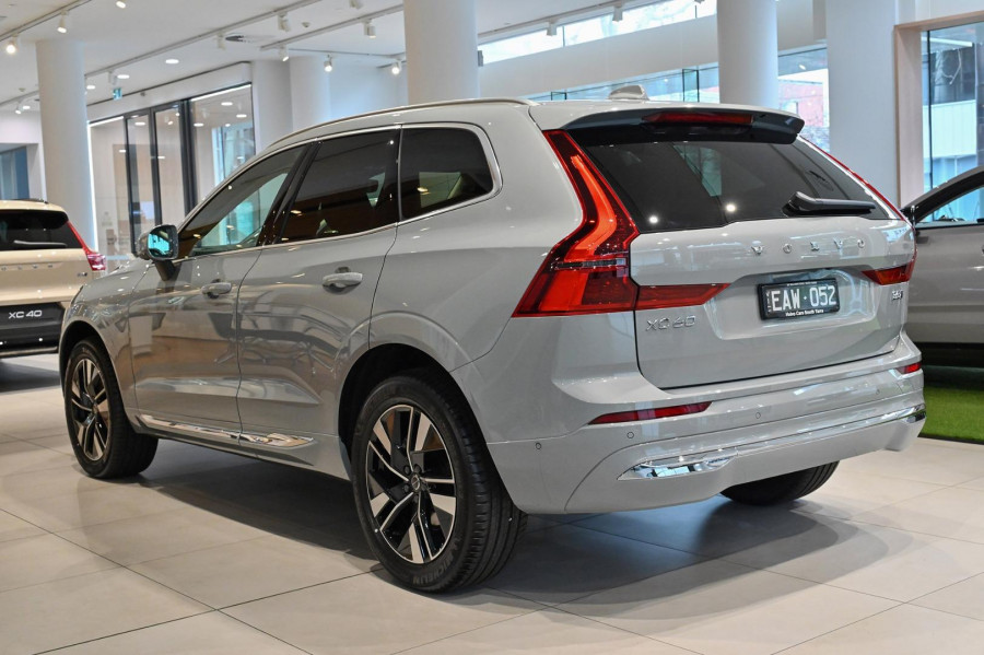 2026 Volvo XC60 UZ Plus B5 Bright SUV Image 4