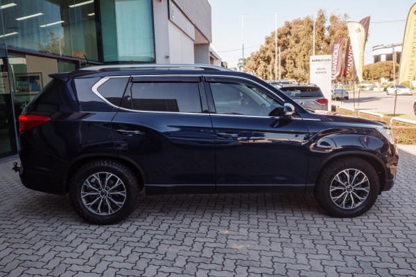 2019 SsangYong Rexton Y400 Ultimate SUV Image 8