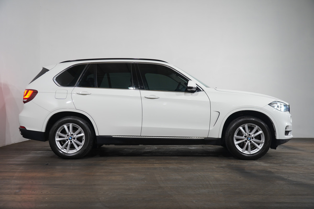 2014 BMW X5 Sdrive 25d SUV Image 4