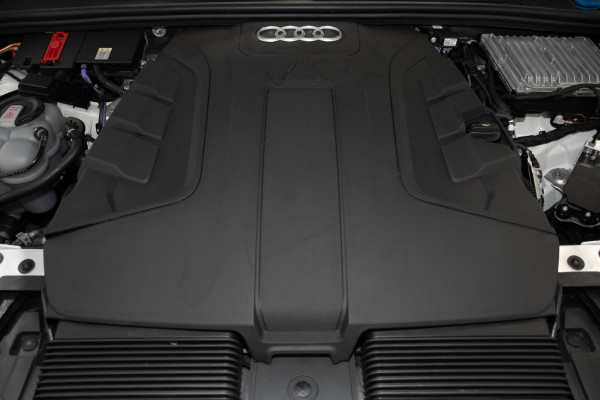 2021 Audi Q7 4M 45 TDI SUV Image 24