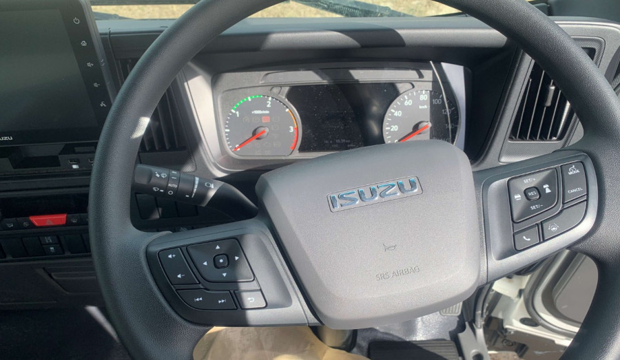 2026 Isuzu FVD 170-300 AT R60 Cab Chassis Image 17