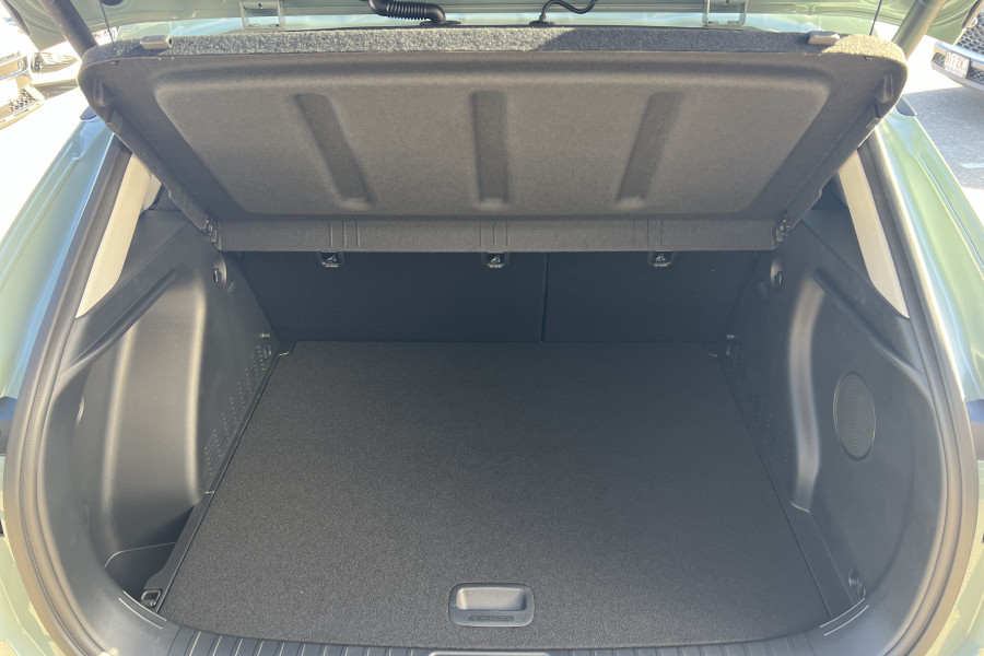 2025 Hyundai KONA SX2.V2 Hybrid Premium SUV Image 31