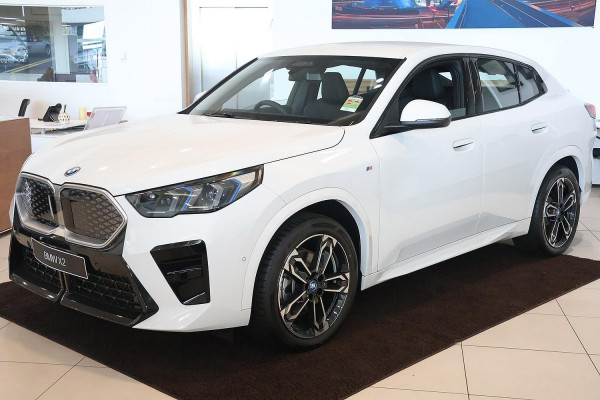 BMW iX2 xDrive30 M Sport U10