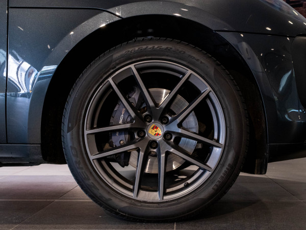 2023 Porsche Macan 95B T SUV image 7