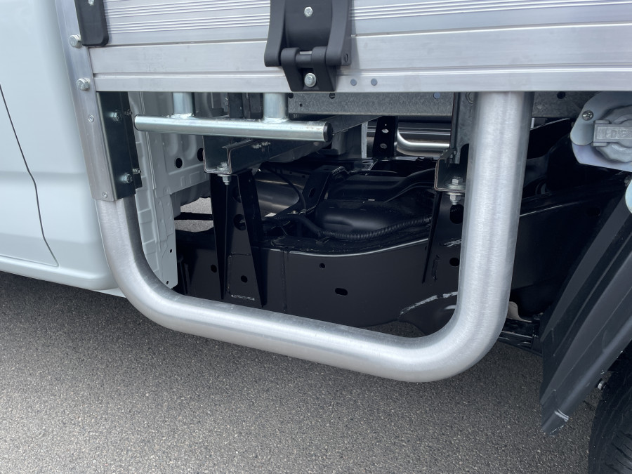 2026 MY25.5 Isuzu D-MAX RG SX High Ride Cab Chassis Image 5