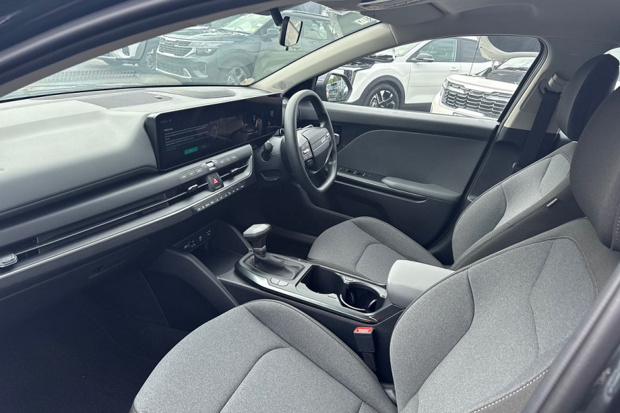 2025 MY26 Kia K4 CL4m S Hatch Image 19