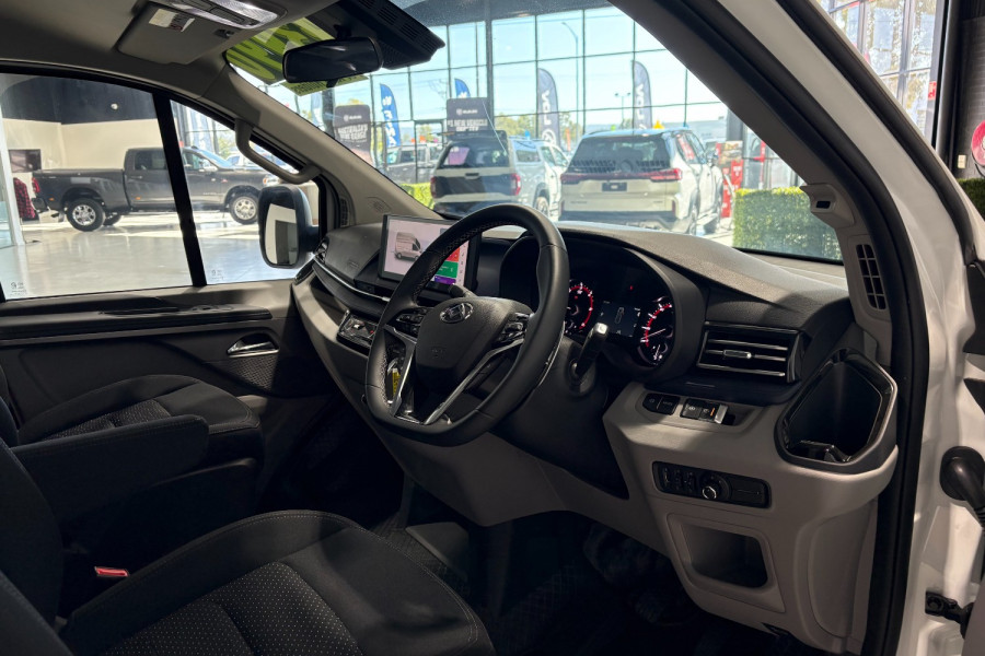 2024 LDV Deliver 7   Van Image 15