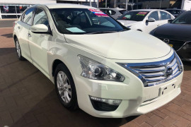 Nissan Altima ST L33