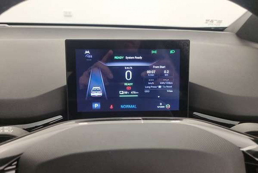 2024 MG MG4 MEH32 Essence 64 150kW Hatch Image 12