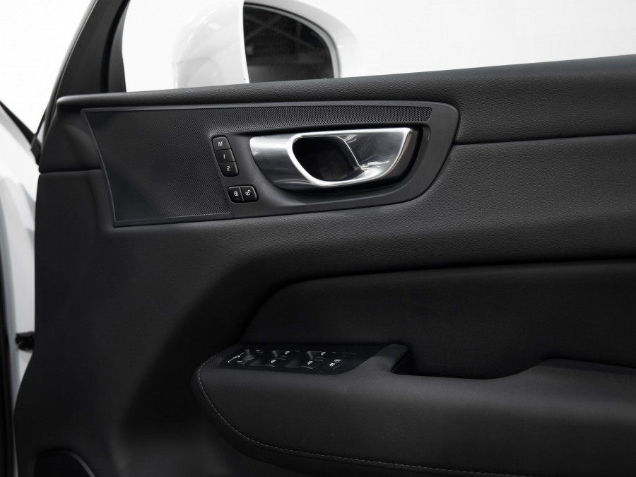 2026 Volvo XC60 UZ B5 Plus 2L MHeV AWD SUV Image 10