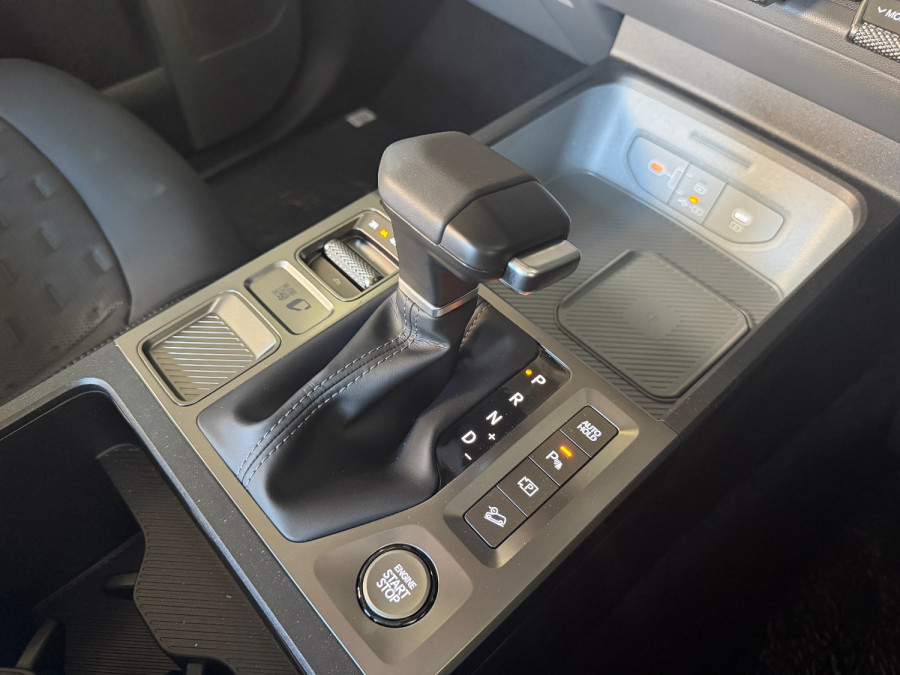 2025 MY26 Kia Tasman TK SX+ Ute Image 17