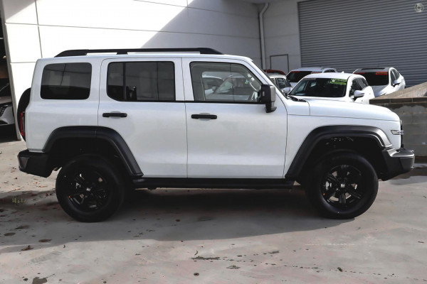 2026 GWM Tank 300 P01 Lux SUV Image 8