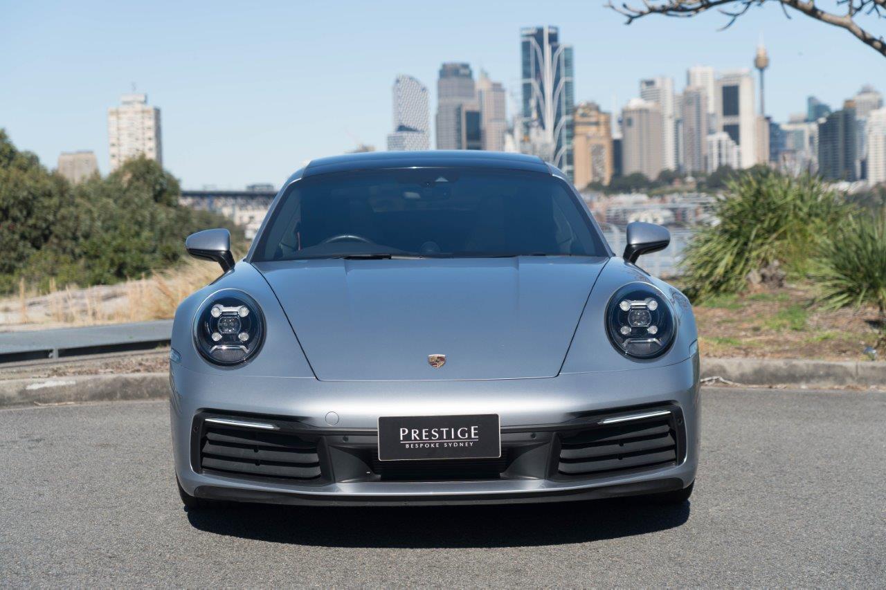 2020 Porsche 911 Carrera Coupe Image 2