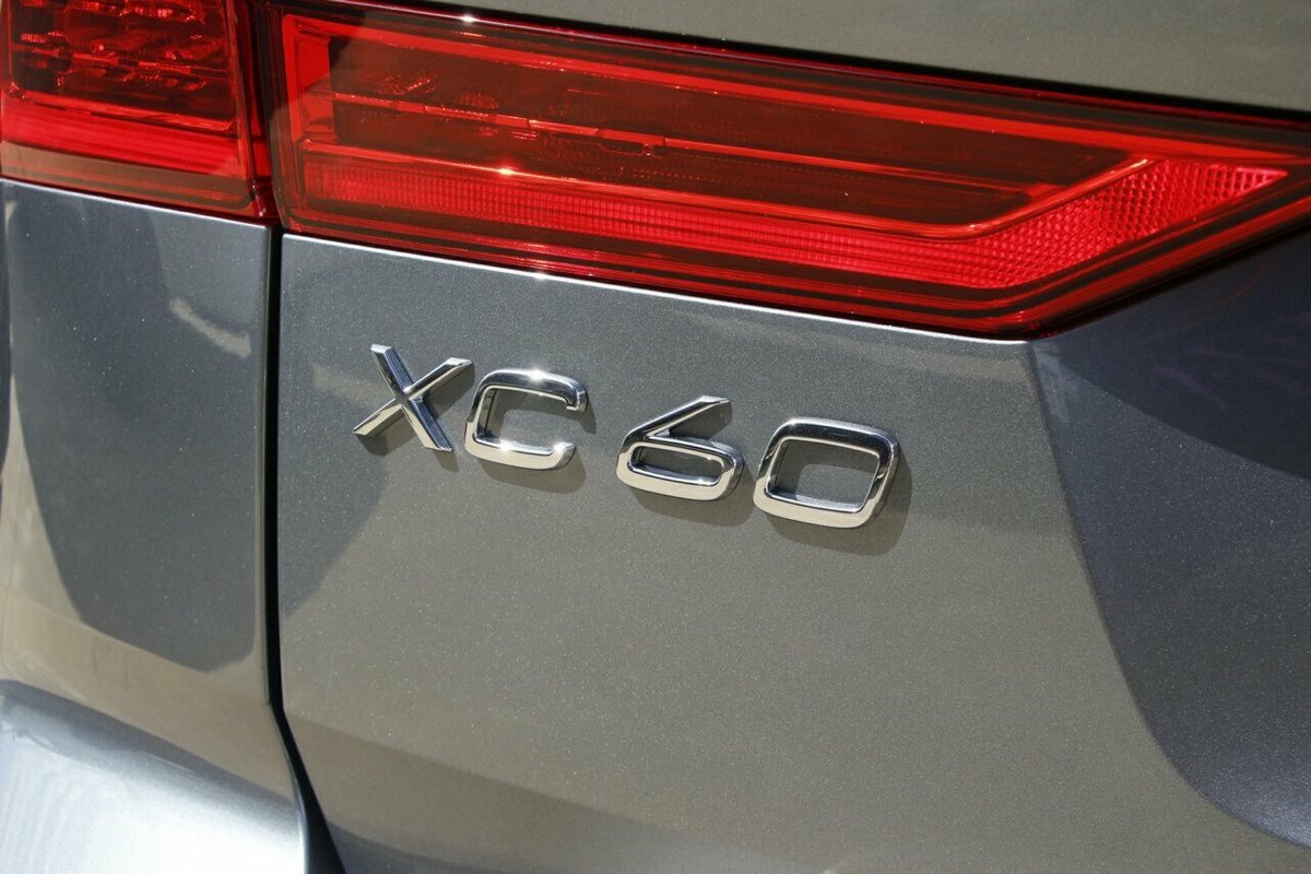 2021 Volvo XC60 UZ T5 Momentum SUV Image 21