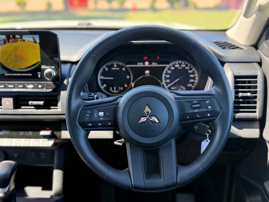 2026 Mitsubishi Triton MV GLX+ Ute Image 12