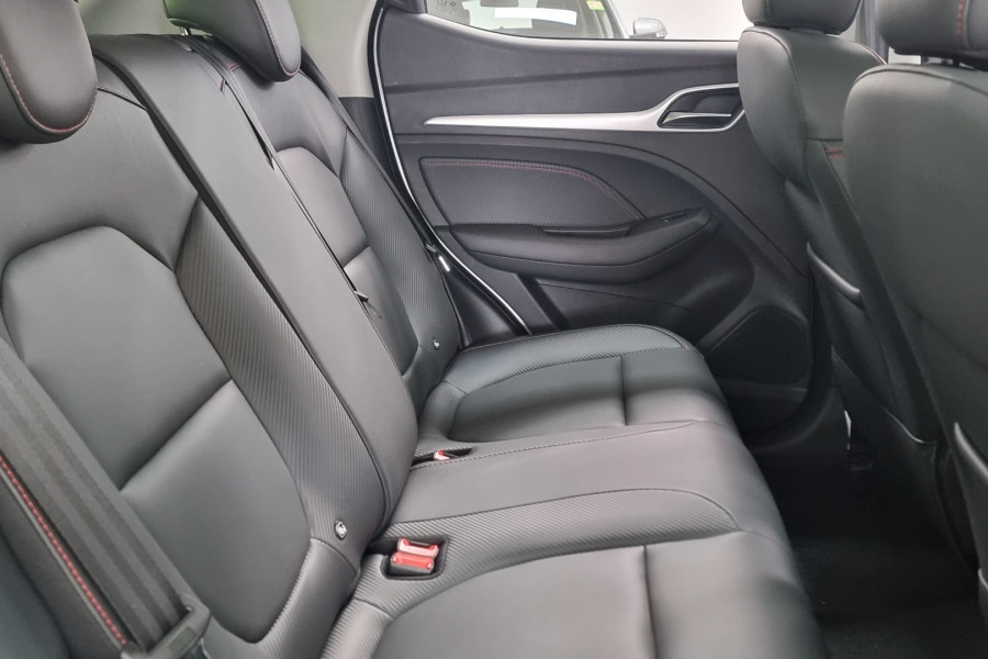 2024 MG ZST S13 Essence SUV Image 8