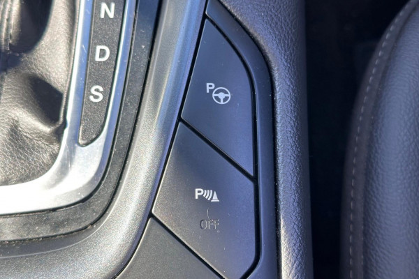 2017 MY17.5 Ford Mondeo MD Titanium Hatch Image 25