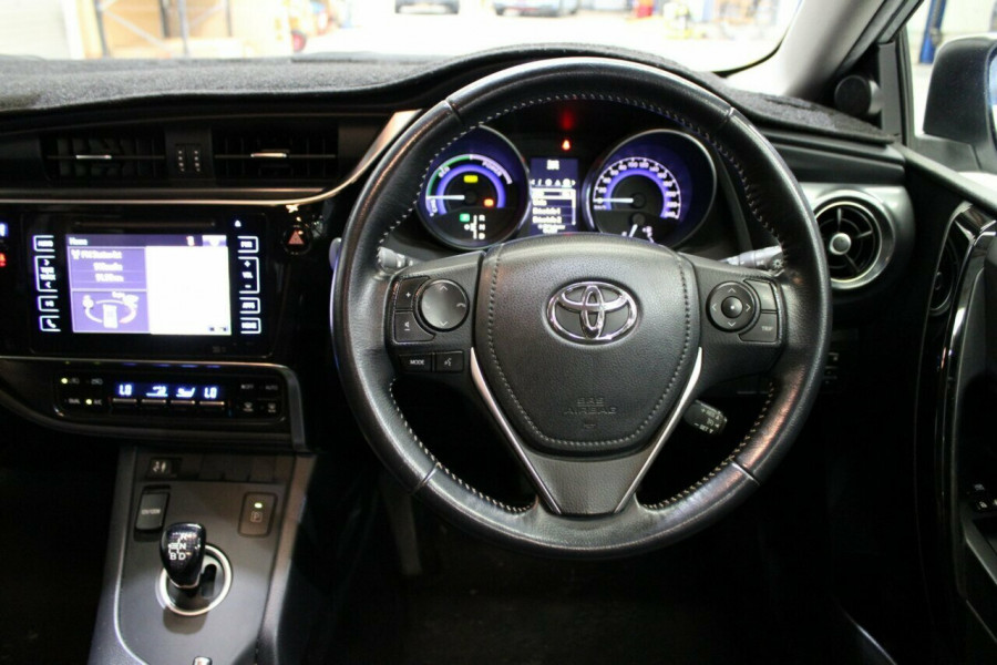2016 Toyota Corolla ZWE186R Hybrid Hatch Image 25