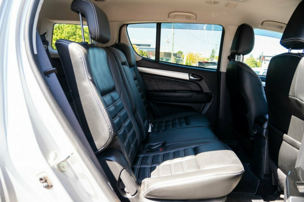 2017 Isuzu MU-X LS-T SUV Image 10