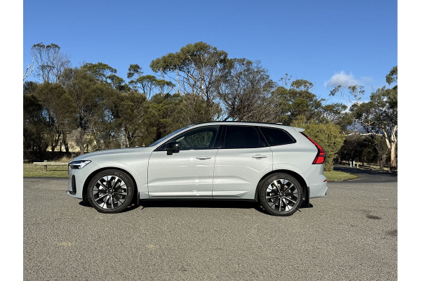 2025 MY26 Volvo XC60 UZ Ultra B5 Dark SUV Image 6