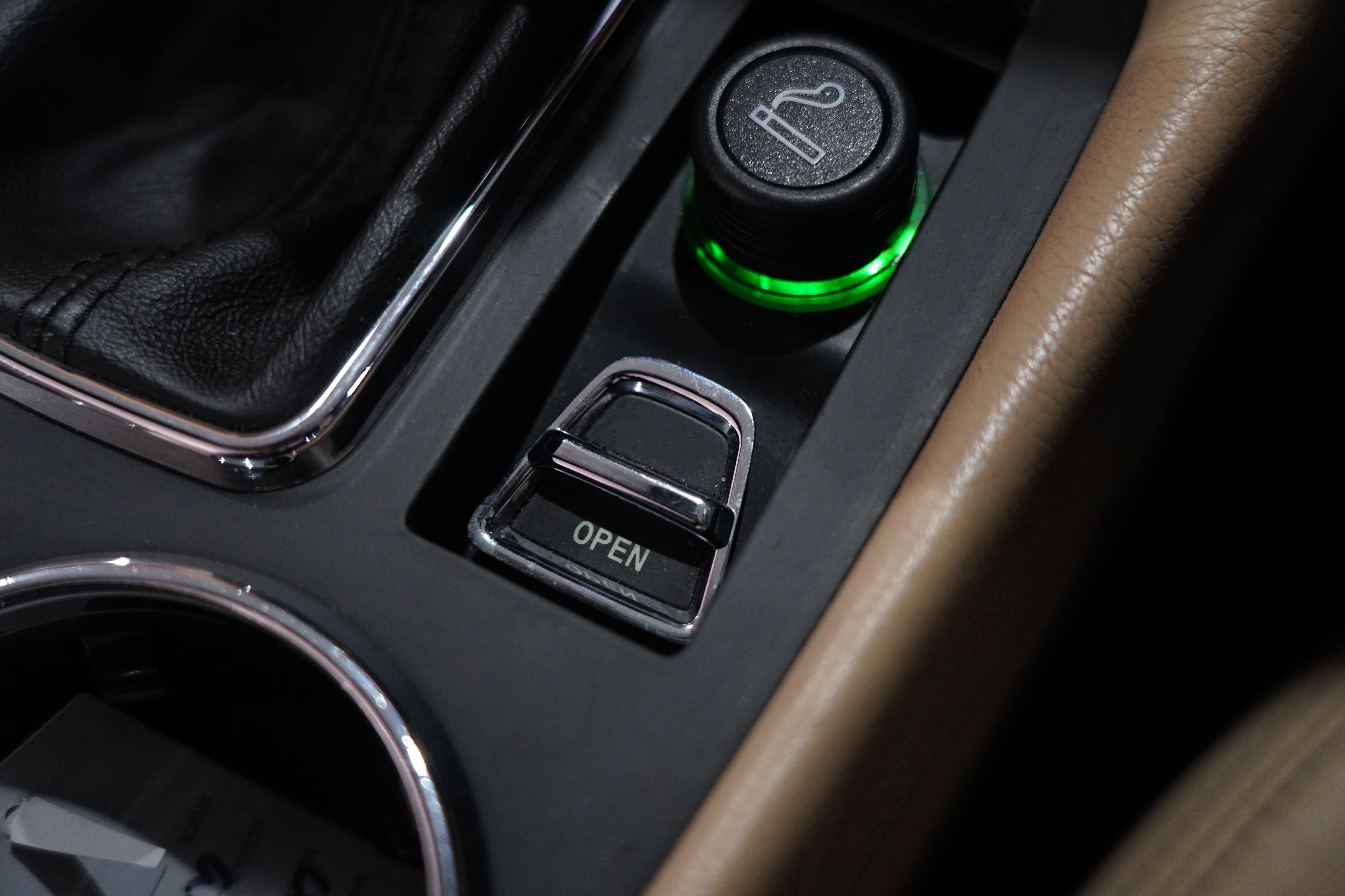 2012 Maserati Grancabrio Sport  Convertible Image 35