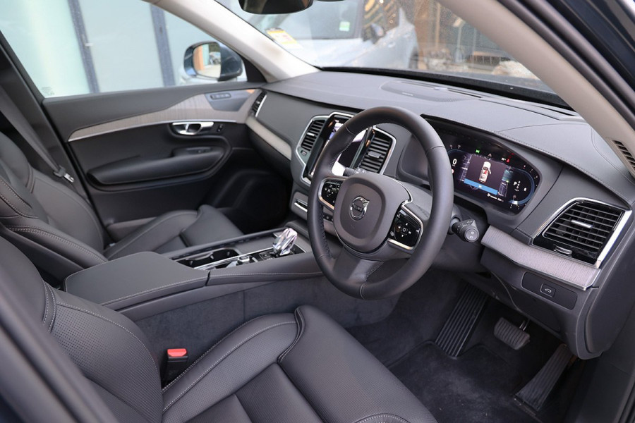 2024 MY25 Volvo XC90 L Series Ultra B6 Bright SUV Image 7