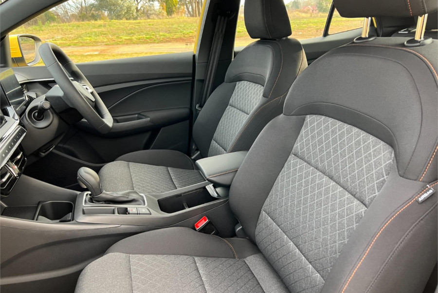 2025 MY24.5 MG MG3 ZP22 Excite Hatch Image 12