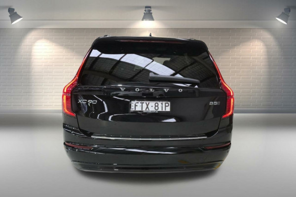 2025 MY26 Volvo XC90 L Series Ultra B5 Dark SUV Image 7