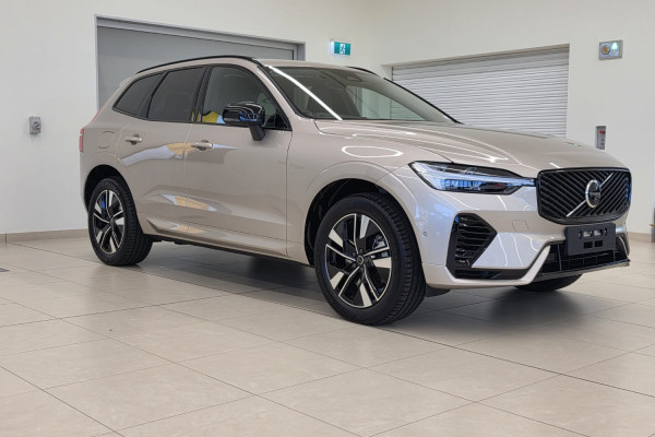 2025 MY26 Volvo XC60 UZ Plus T8 Plug-in Hybrid Dark SUV Image 5