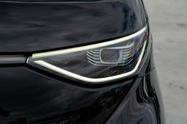 2025 Volkswagen ID. Buzz EB GTX People Mover Image 19