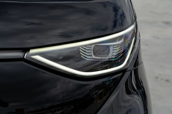2025 Volkswagen ID. Buzz EB GTX People Mover Image 19