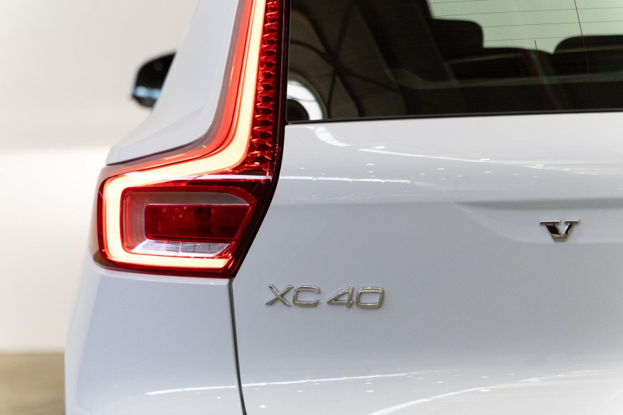 2025 MY26 Volvo XC40 XZ Plus B4 SUV Image 11