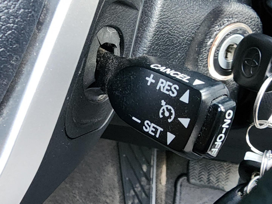 2017 Toyota Fortuner GUN156R GX SUV Image 16