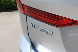 2018 Volvo XC60 UZ D4 Inscription Suv