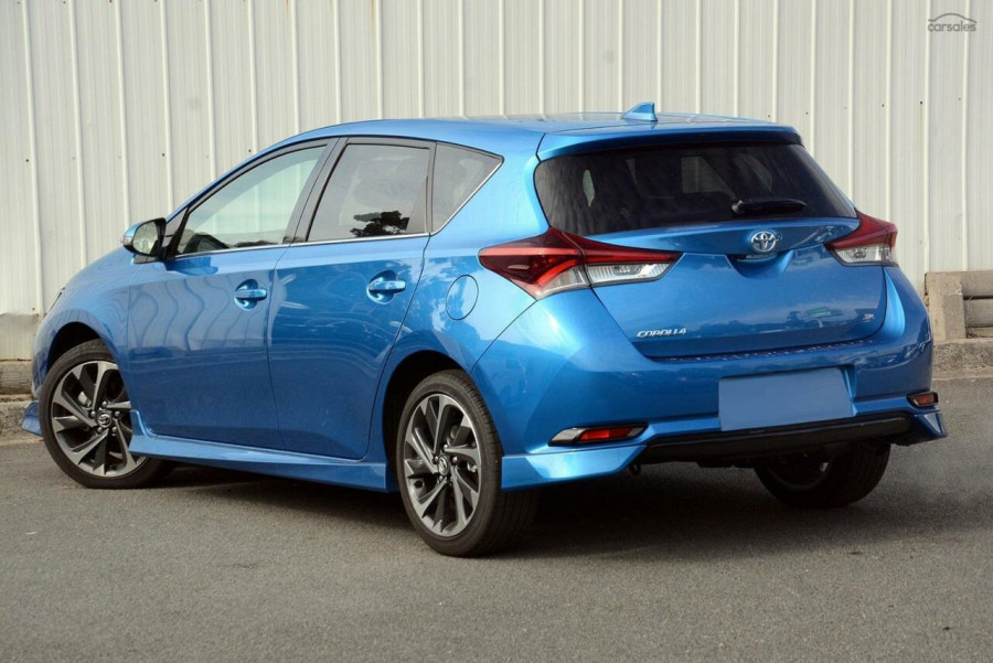 2017 Toyota Corolla ZRE182R ZR Hatch Image 4