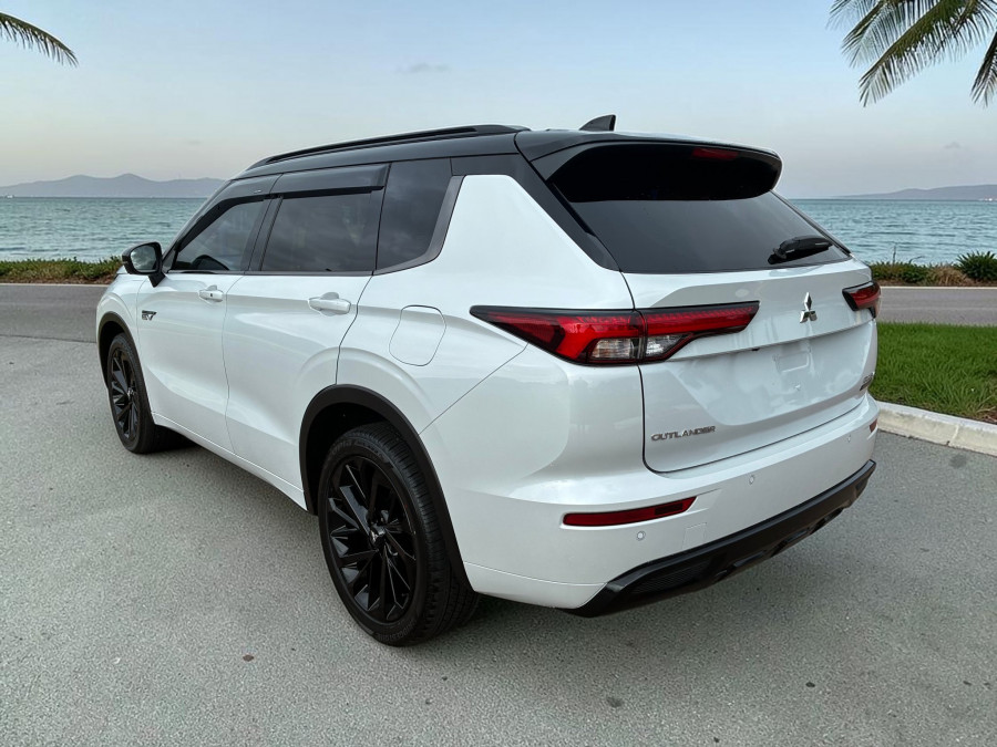 2025 MY24 Mitsubishi Outlander ZM PHEV GSR SUV Image 4