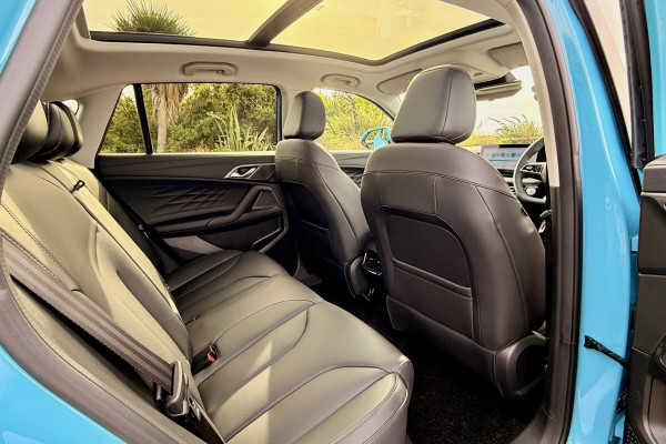 2026 MG HS Essence SUV Image 10