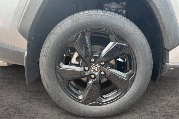 2019 Toyota RAV4 ASA44R Cruiser SUV Image 5