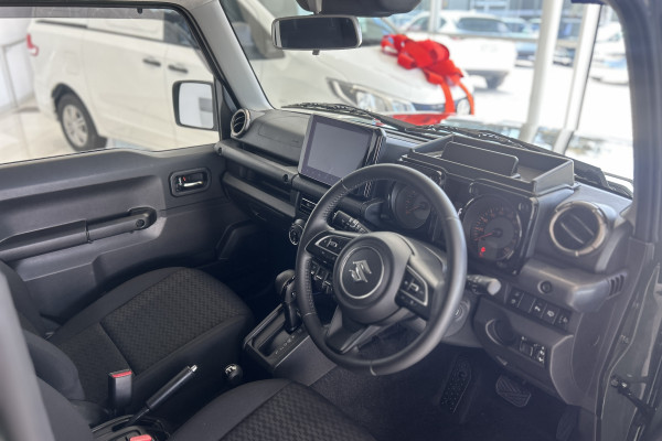 2024 Suzuki Jimny XL SUV Image 8