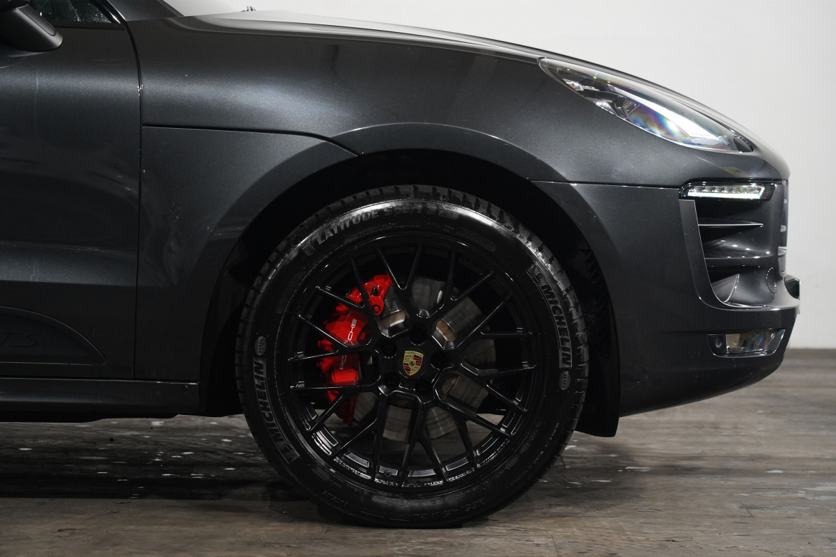 2017 Porsche Macan Gts SUV Image 5