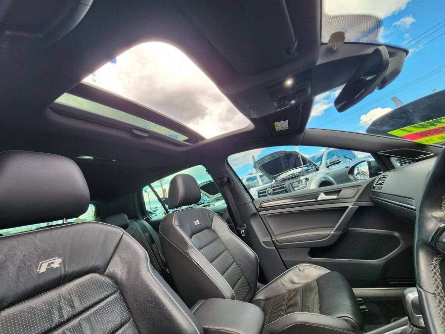 2020 Volkswagen Golf 7.5 R Hatch Image 17